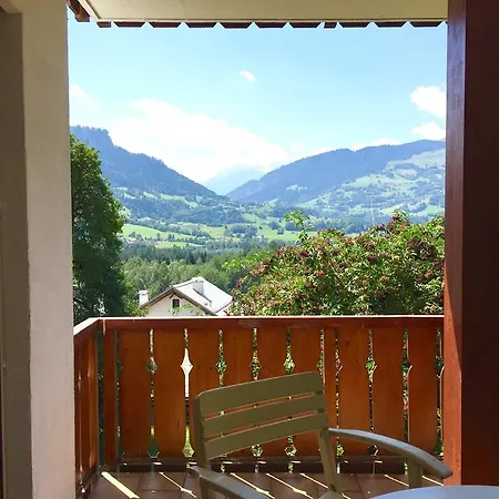 Casa Aylin Lägenhet Domat